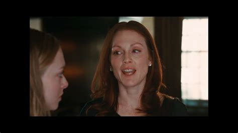 Amanda seyfried and Julianne Moore Lesbian Scene in Chloe。